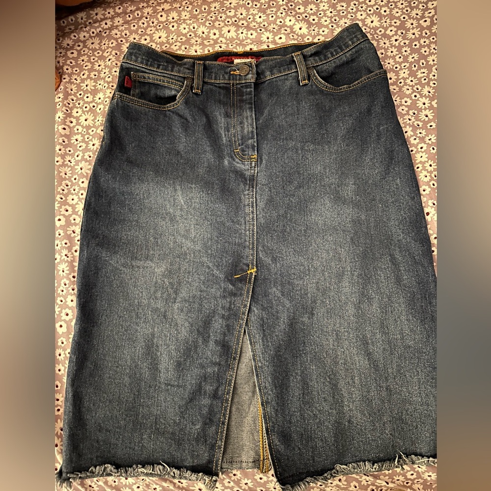 Denim skirt bcbg maxazria jeans size 9/10 retro Y2k